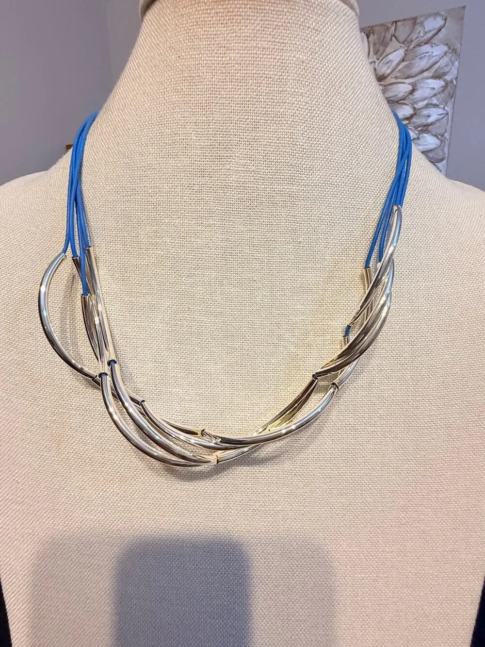 Vintage NOS Lizzy Jones Silver Blue Necklace 20”